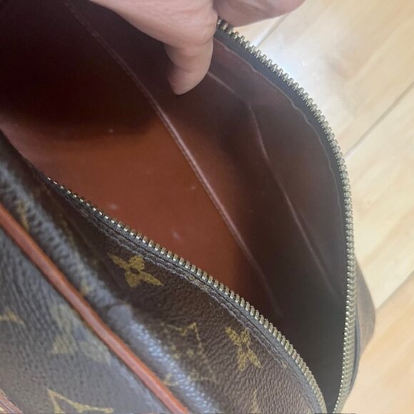 Authentic Louis Vuitton Monogram Cite GM Shoulder Bag M51181 - Picture 7 of 8